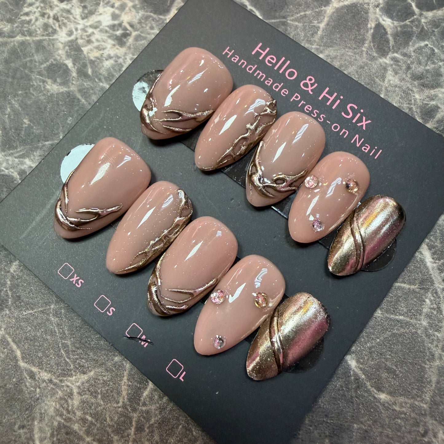 Nail920 (Short- Almond)