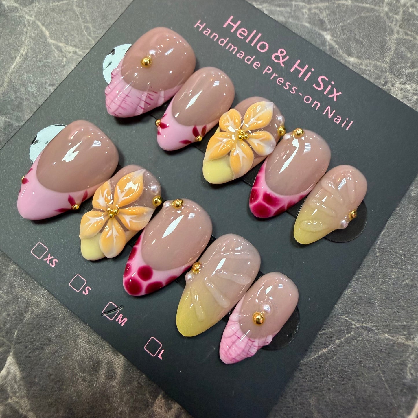 Nail946 (Short- Almond)