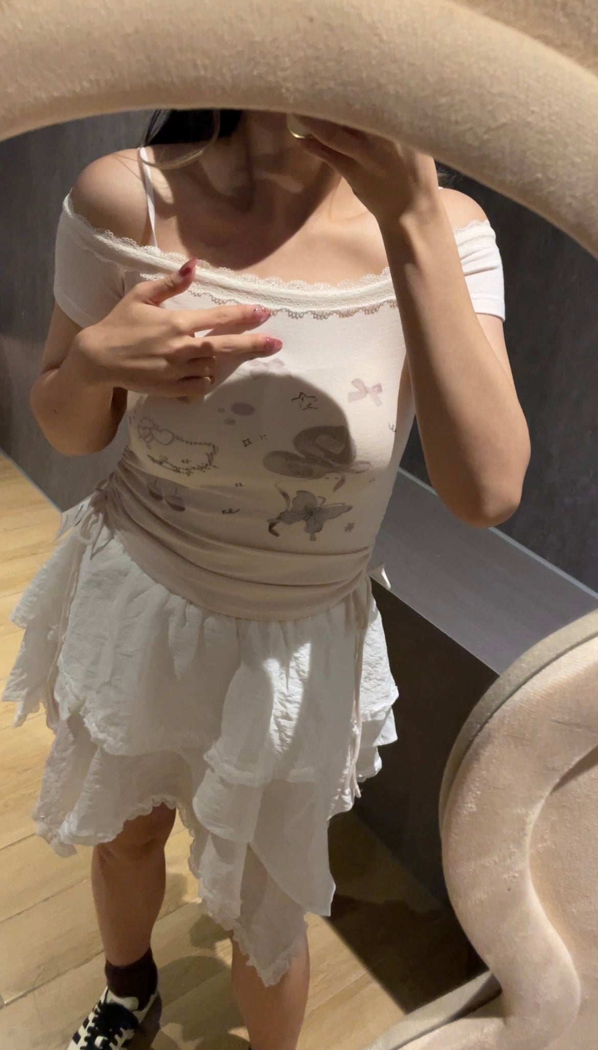 May1013 Shoulder-off Lace Kitty Top