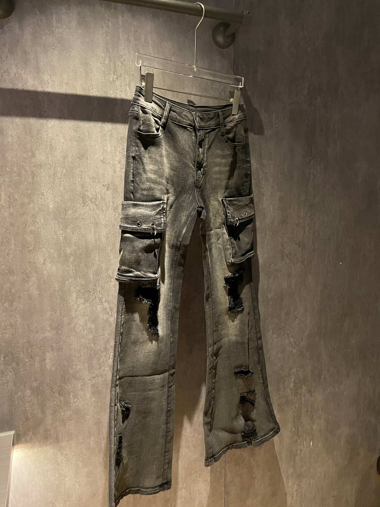 May1105 Slim Cargo Jeans Black