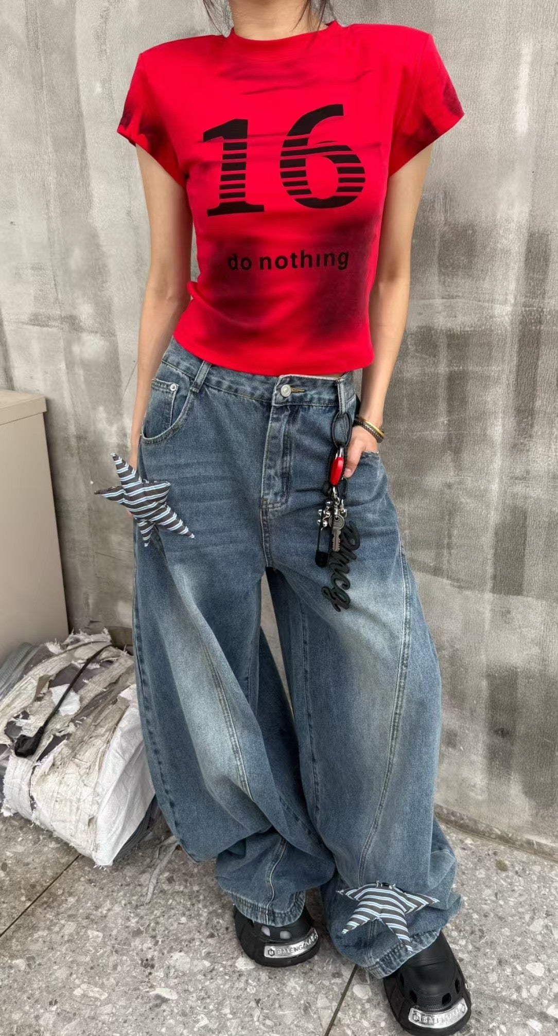 May1102 Star PinToy Jeans