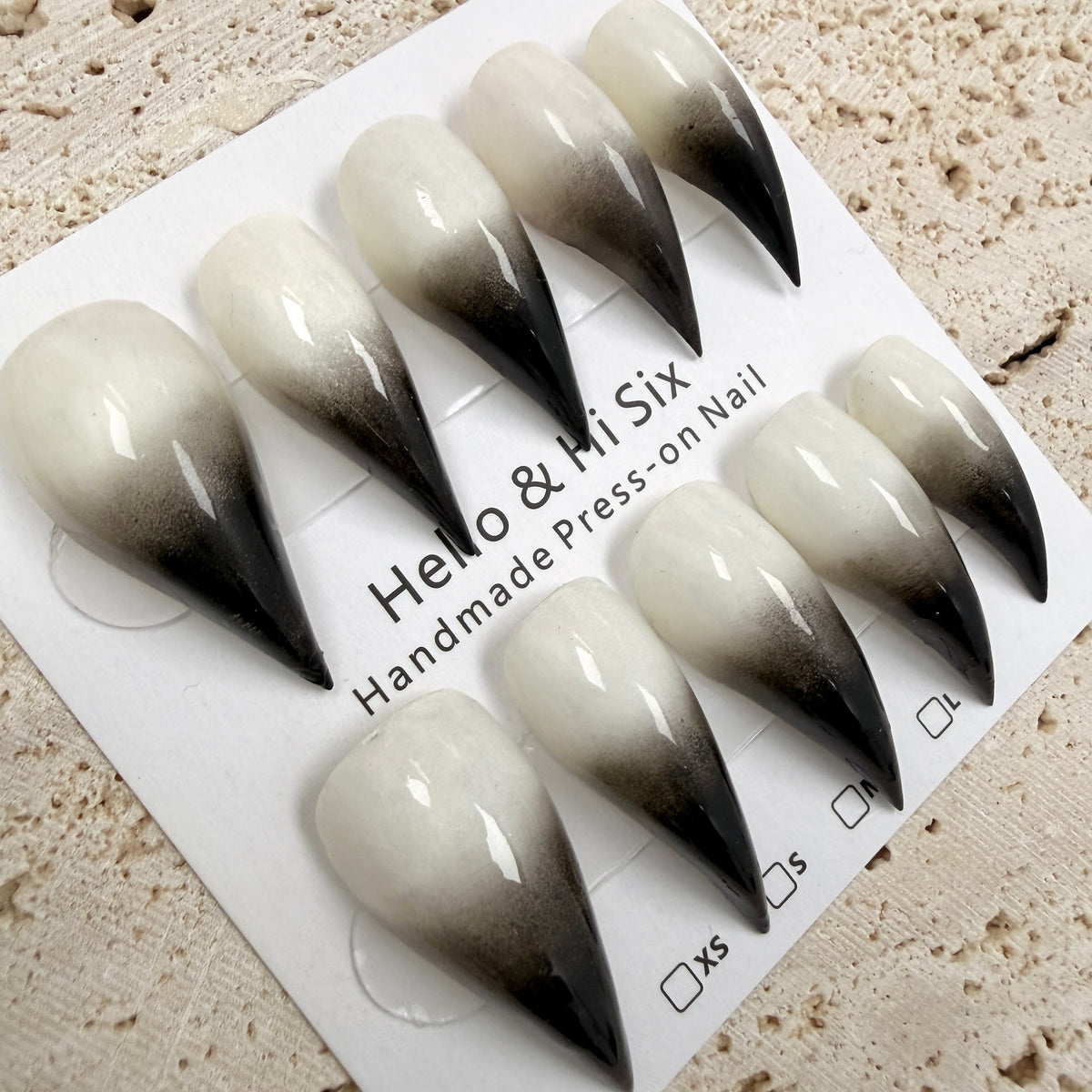Cat Claws-Grey.White.Wild