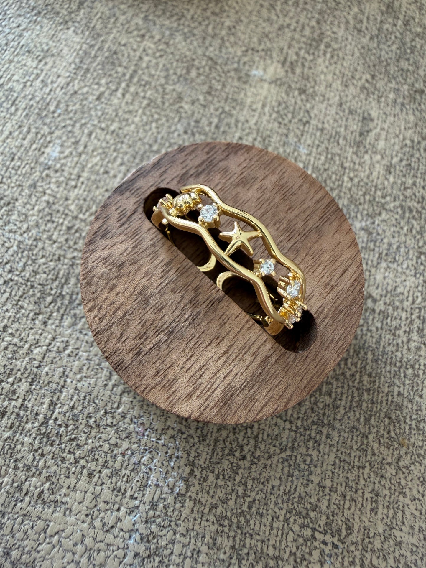 Ring982