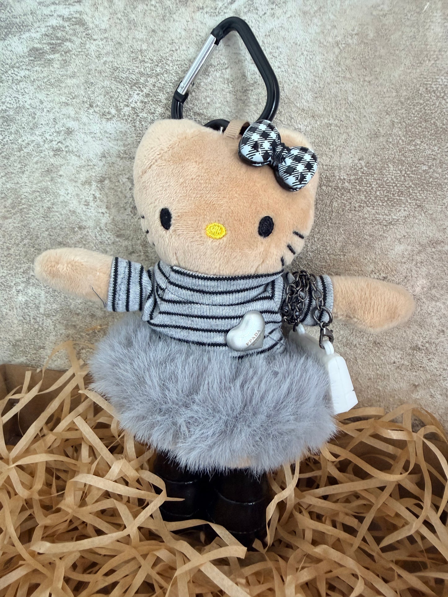 Meow- Pouf
