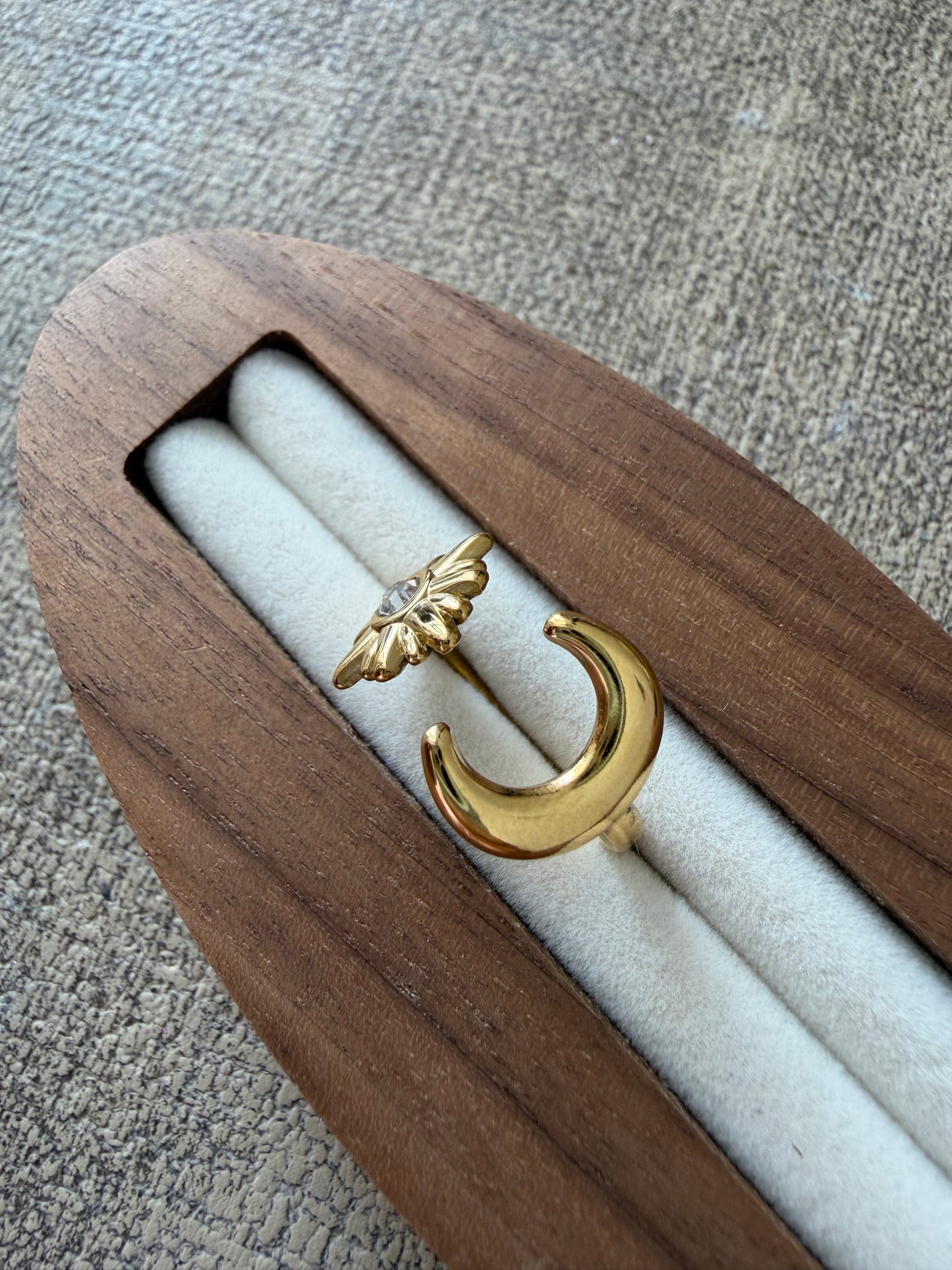 Ring999