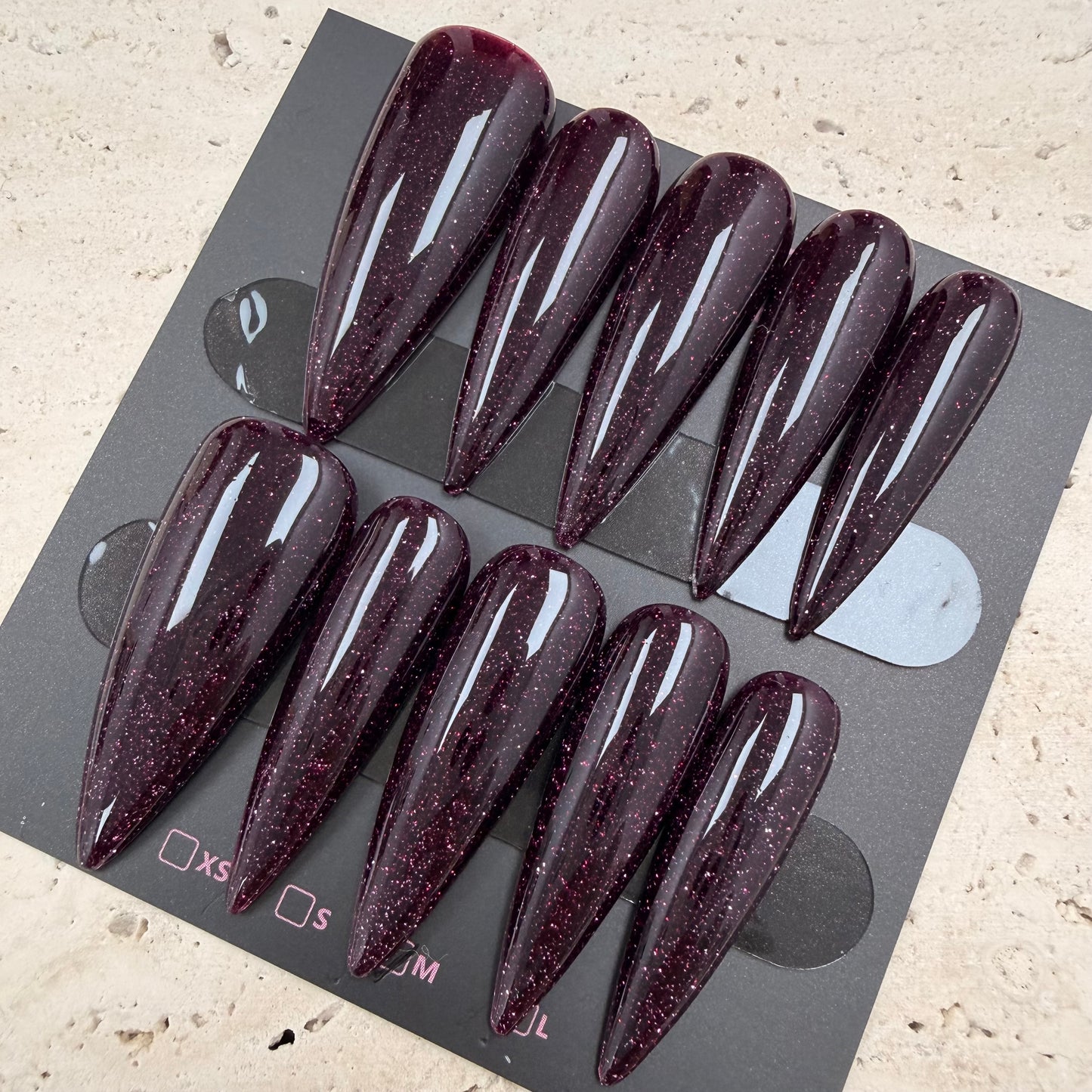Nail916 (Long- Stiletto)