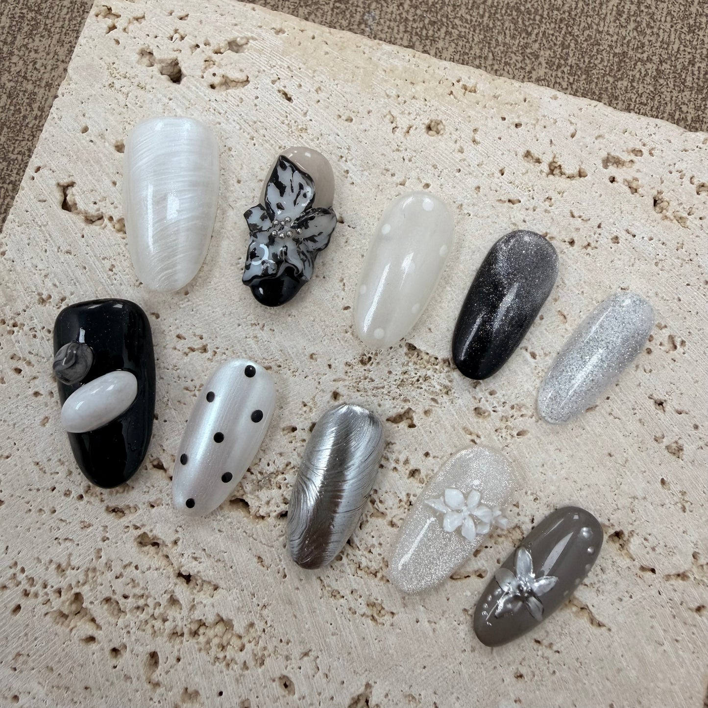 Noir Bloom Glaze