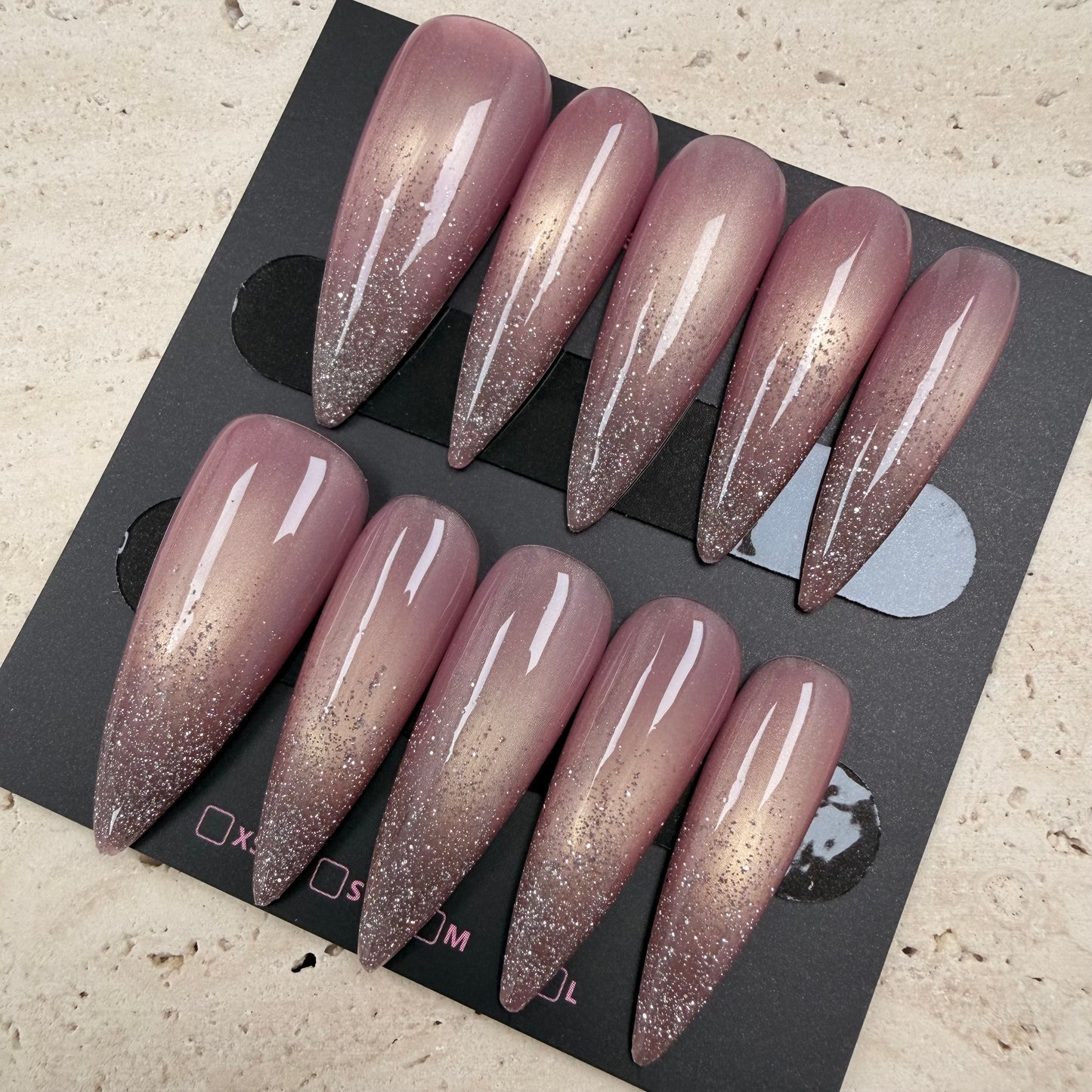 Nail913 (Long- Stiletto)